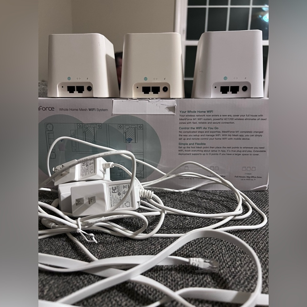 Meshforce WiFi Router/extenders with Ethernet Port - Picture 3 of 10